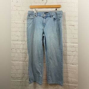Axcess Stretch Liz Claiborne Ankle Cropped Straight Leg Womens Size 10 Jeans